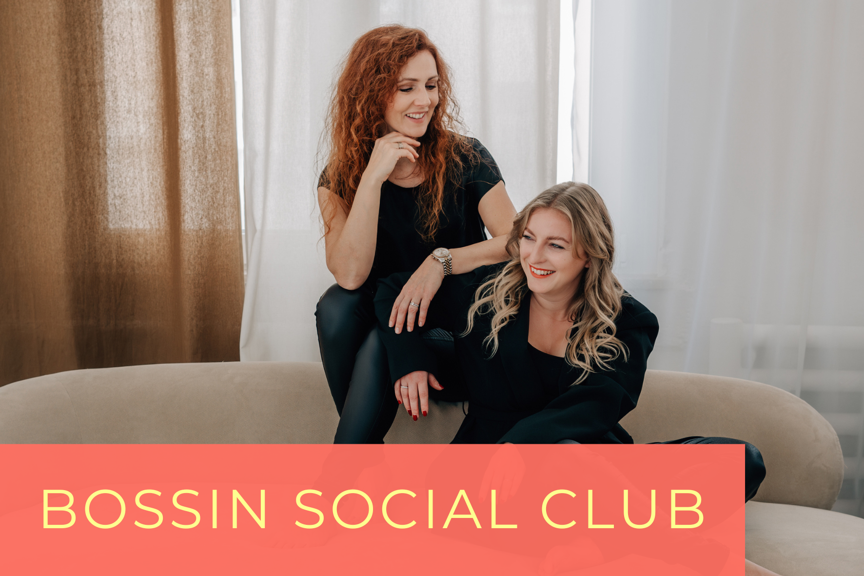 Bossin-social.club man sieht eine Frauenhand, die in ihren Laptop tippt